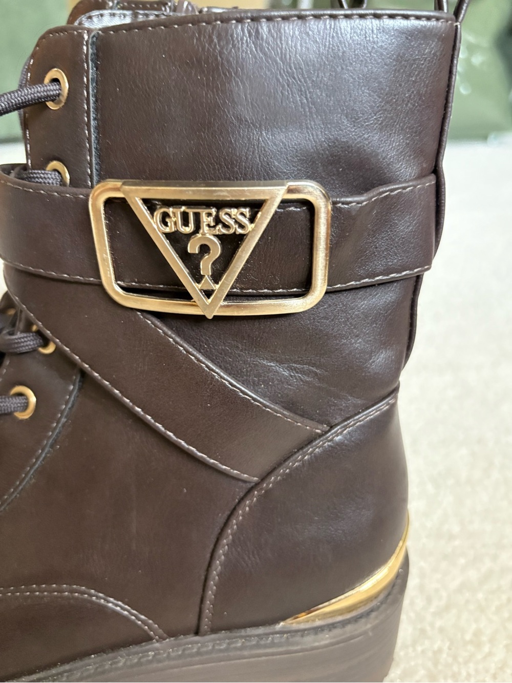 NWOT GUESS Combat Boots Dark Brown Women's Size 9 - Picture 9 of 14